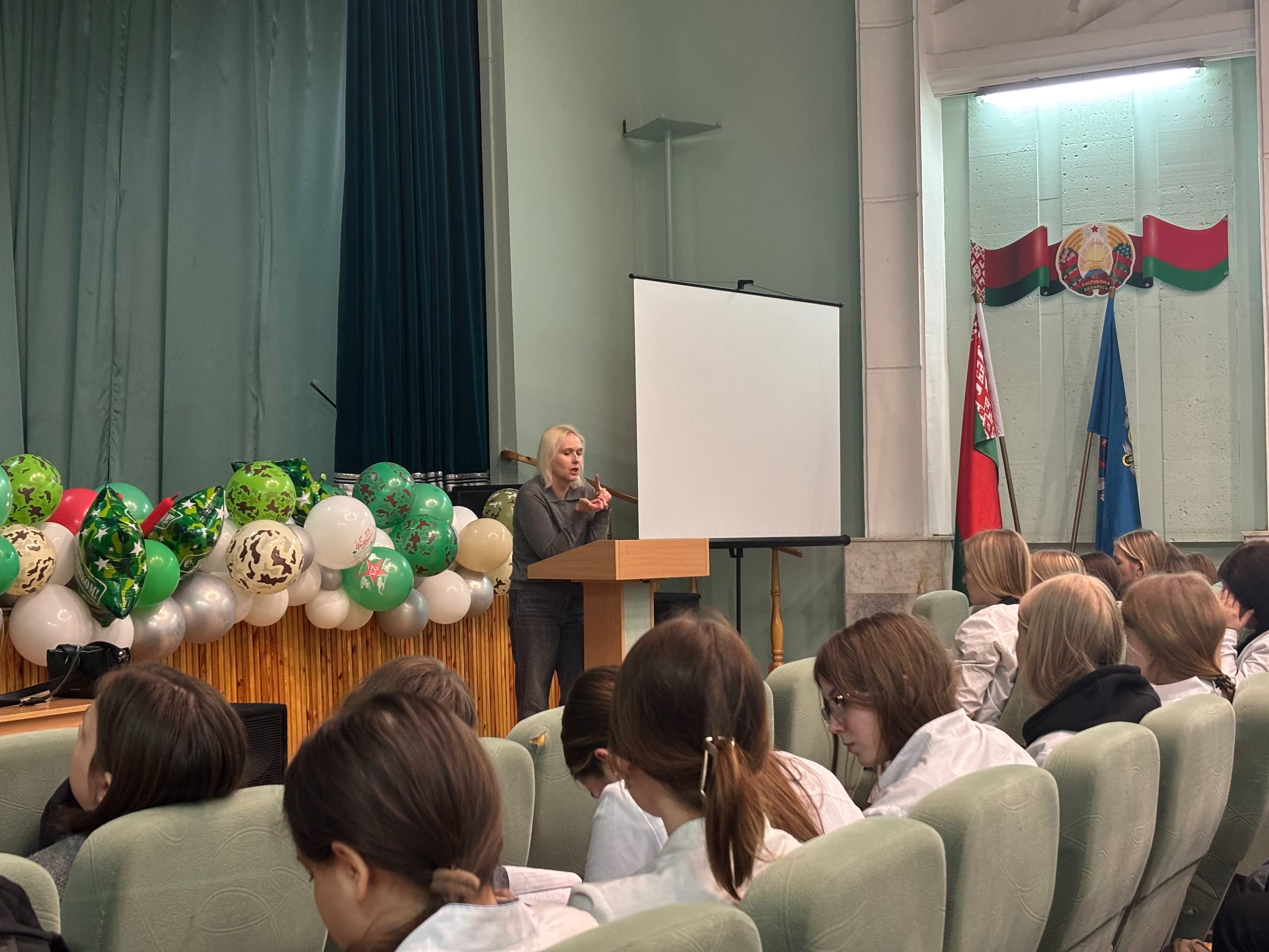 photo 5253534933853083127 w